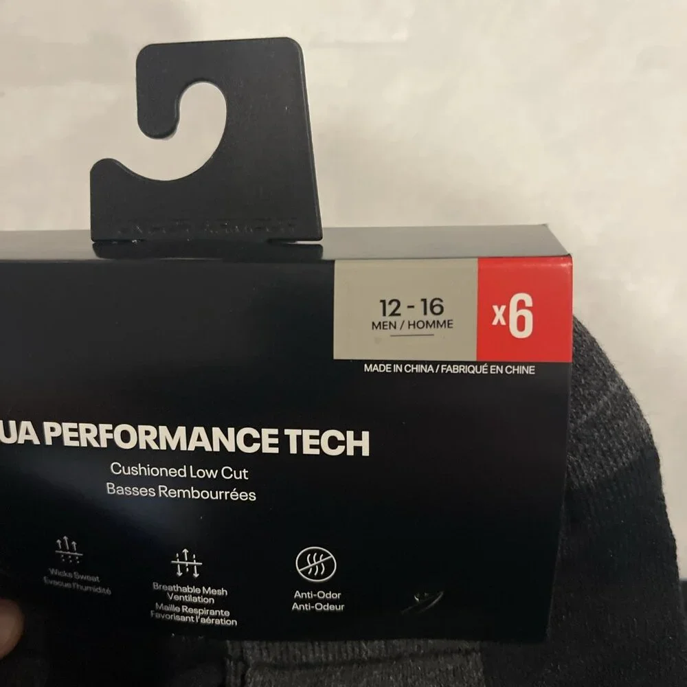 UNDER ARMOUR UA XL 12-16 Performance Tech Cushioned No-Show 6-Pack Black - Picture 2 of 6